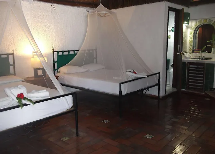 L Hotelito
